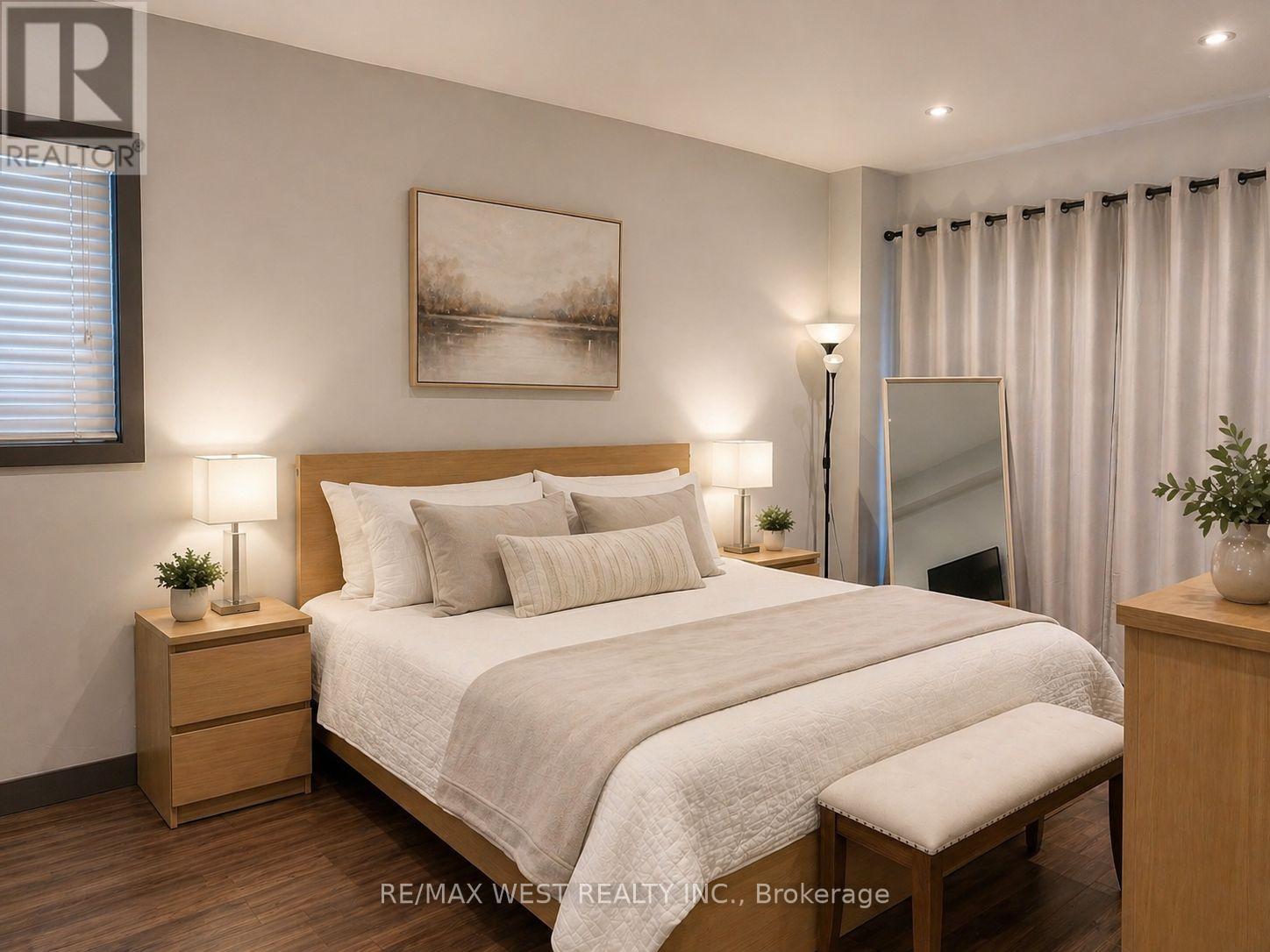 270 Boon Avenue, Toronto, Ontario  M6E 3Z9 - Photo 8 - W13058002