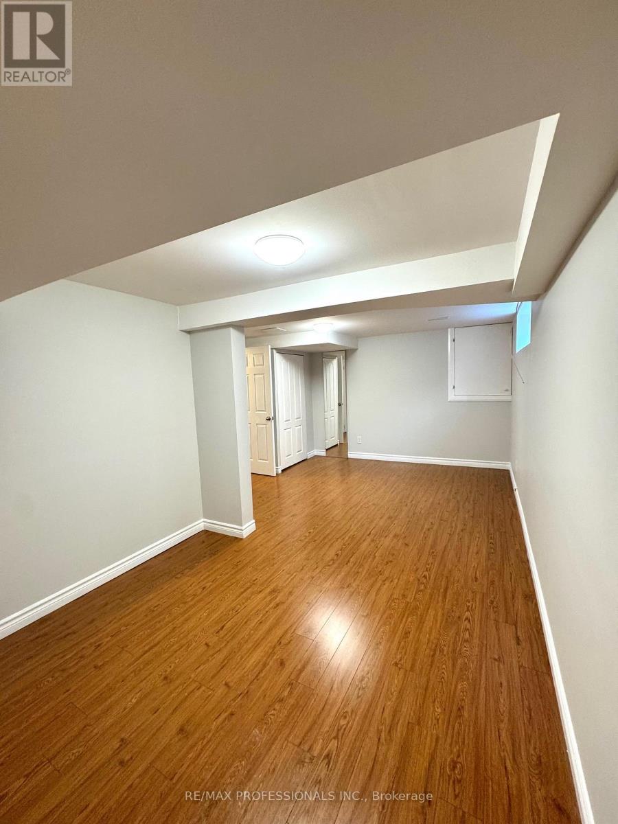 Bsmt - 740 Annamore Drive, Mississauga, Ontario  L4Y 2V7 - Photo 10 - W13058068