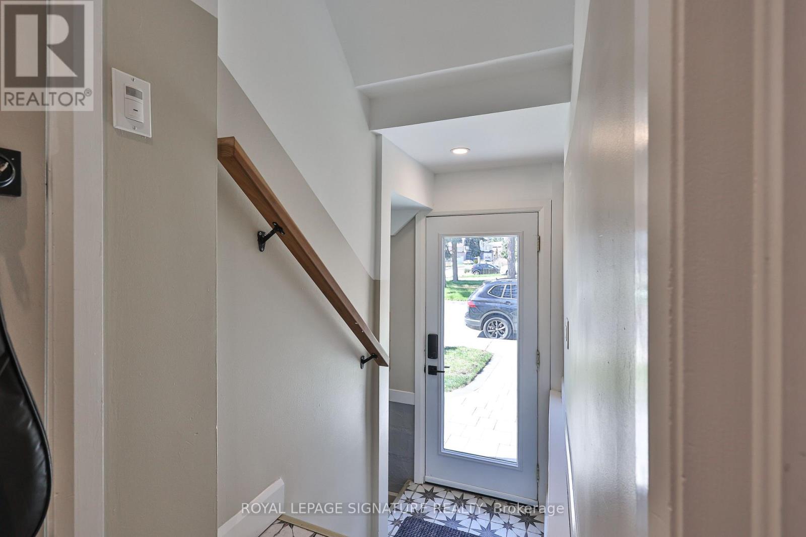 71 South Bonnington Avenue, Toronto, Ontario  M1N 3M2 - Photo 18 - E13057390