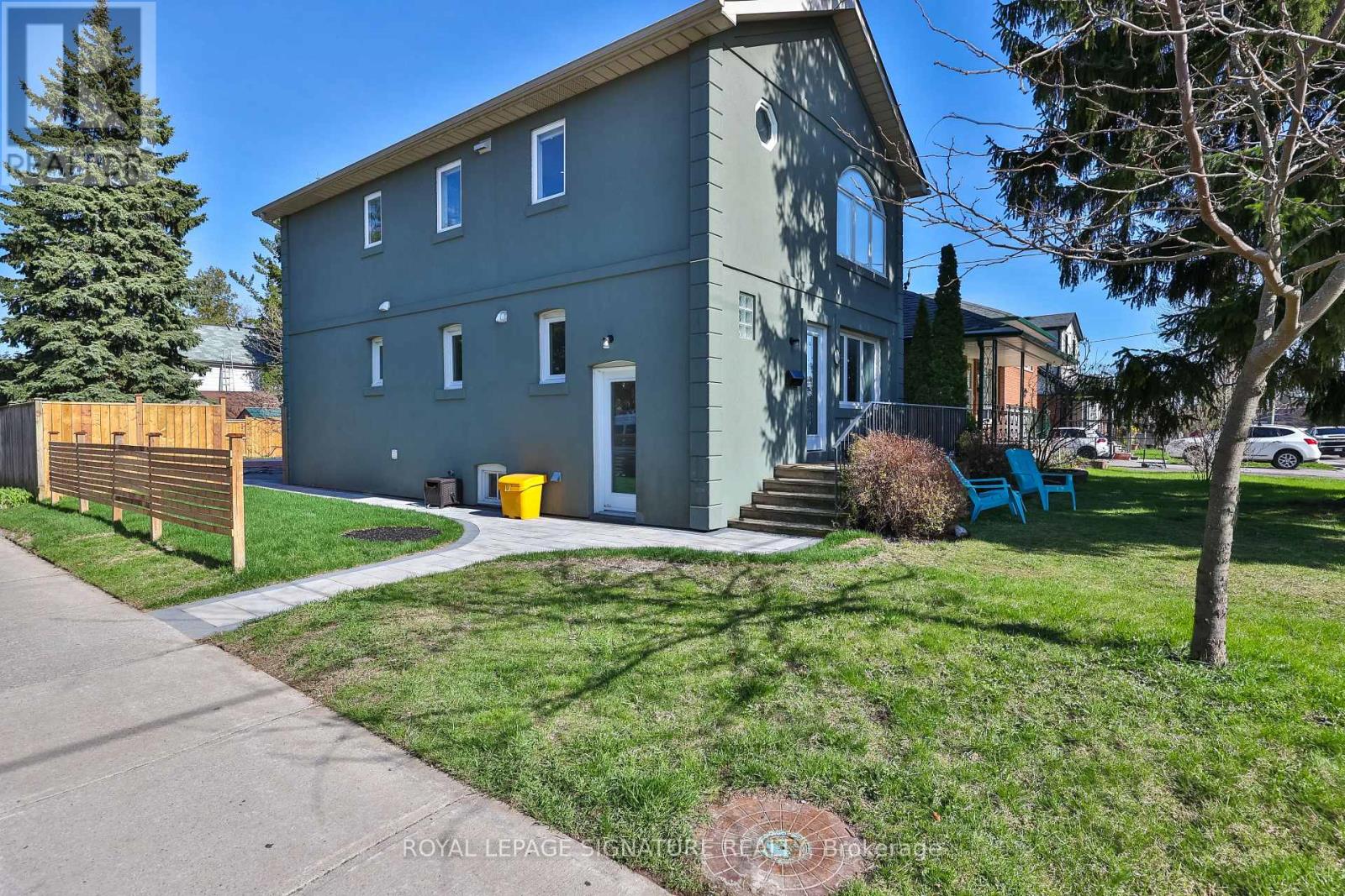 71 South Bonnington Avenue, Toronto, Ontario  M1N 3M2 - Photo 2 - E13057390