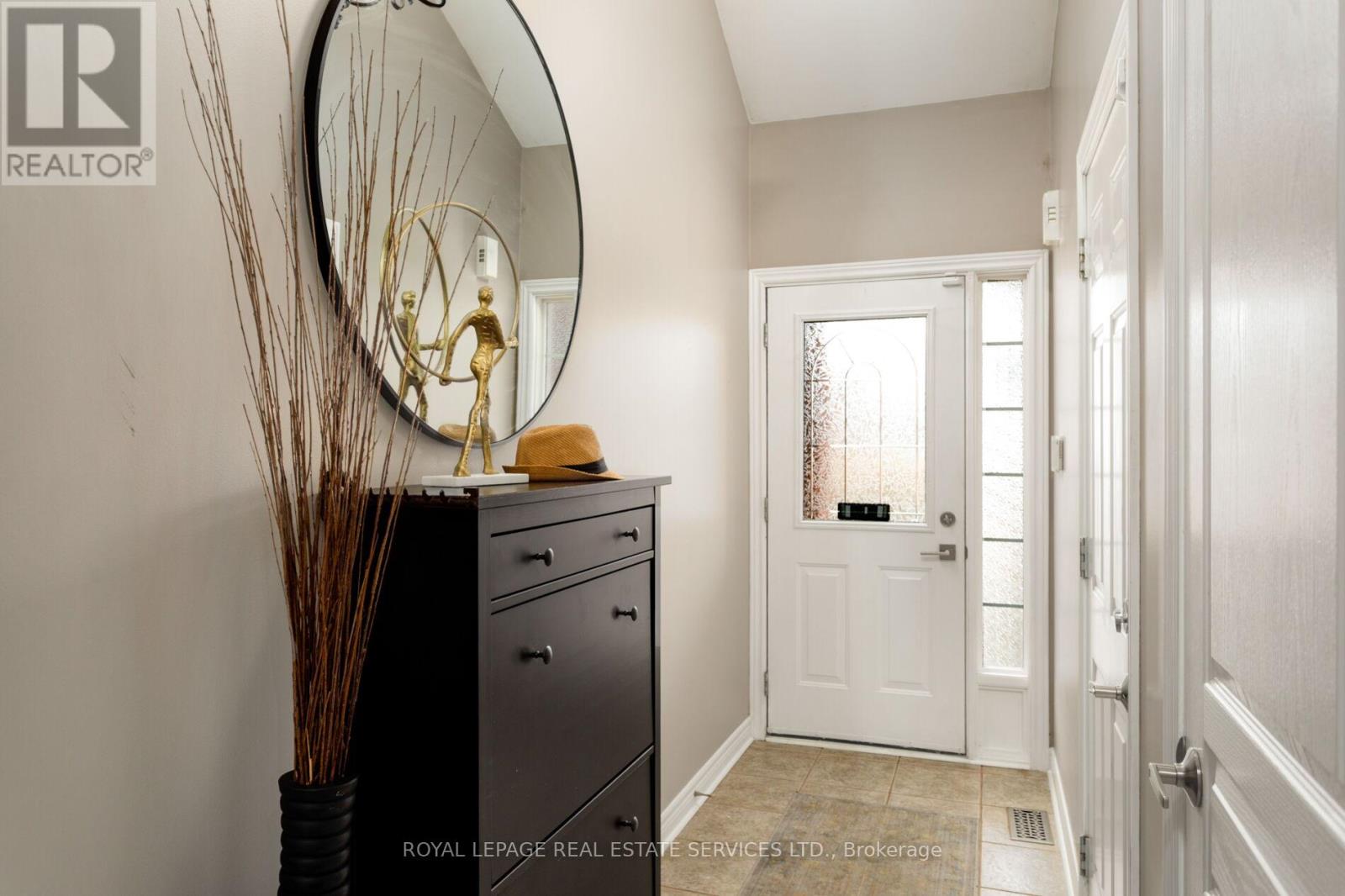 2281 Highcroft Road, Oakville, Ontario  L6M 4Y4 - Photo 5 - W13053230