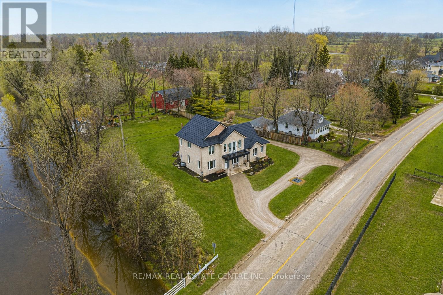 2801 North Shore Drive, Haldimand, Ontario  N0A 1K0 - Photo 2 - X12807426