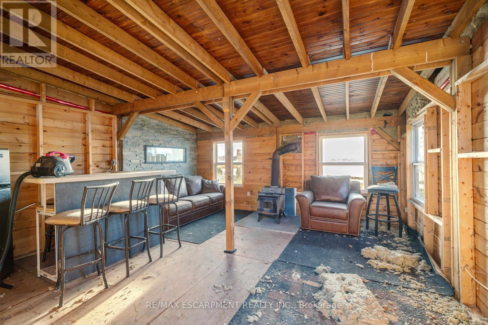 33 Laird Drive, Kawartha Lakes, Ontario  K9V 4R6 - Photo 43 - X12880482