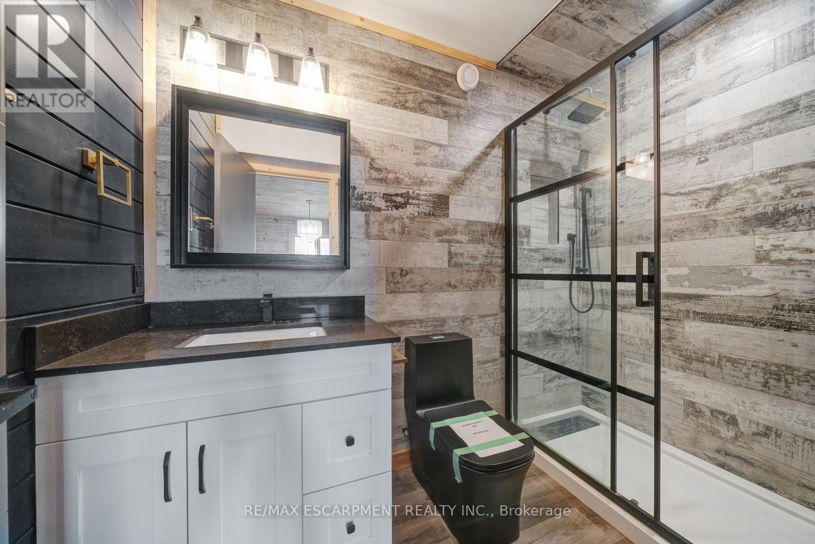 33 Laird Drive, Kawartha Lakes, Ontario  K9V 4R6 - Photo 26 - X12880482