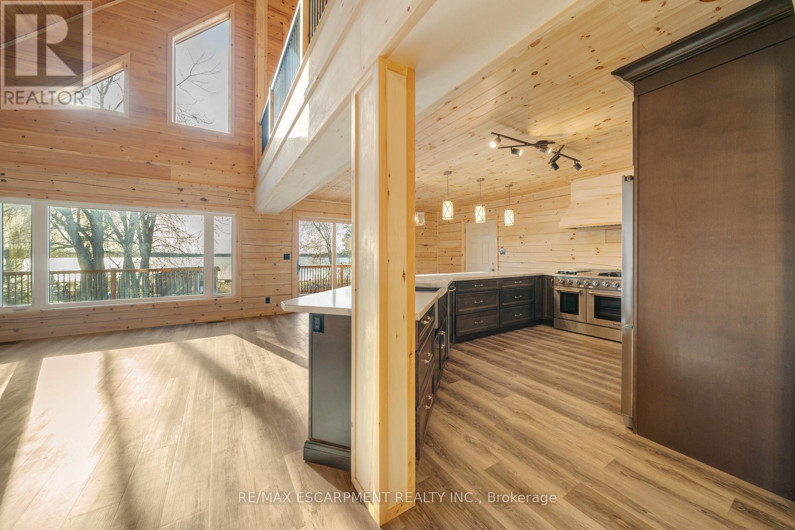 33 Laird Drive, Kawartha Lakes, Ontario  K9V 4R6 - Photo 9 - X12880482