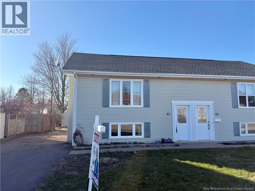 117 Lonsdale Drive, Moncton, New Brunswick  E1G 3H9 - Photo 1 - NB134054