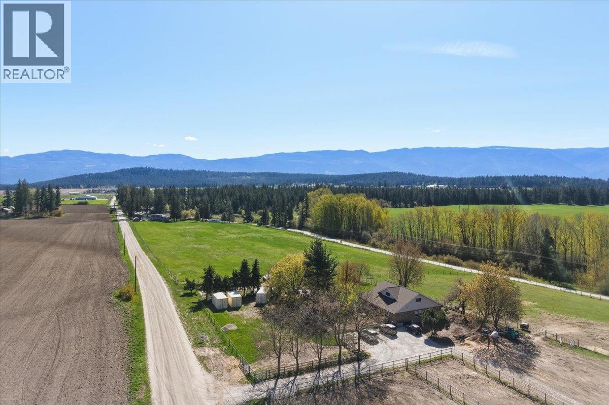 5271 Pyott Road, Spallumcheen, British Columbia