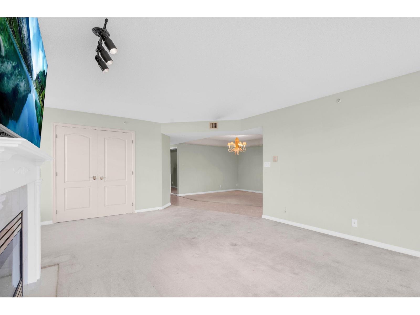 502 32330 South Fraser Way, Abbotsford, British Columbia  V2T 1X1 - Photo 5 - R3116768