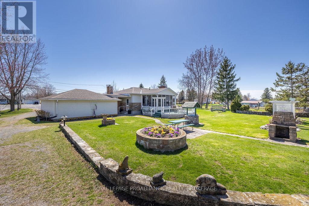 2854 Highway 15, Kingston, Ontario  K7L 4V3 - Photo 12 - X13058144