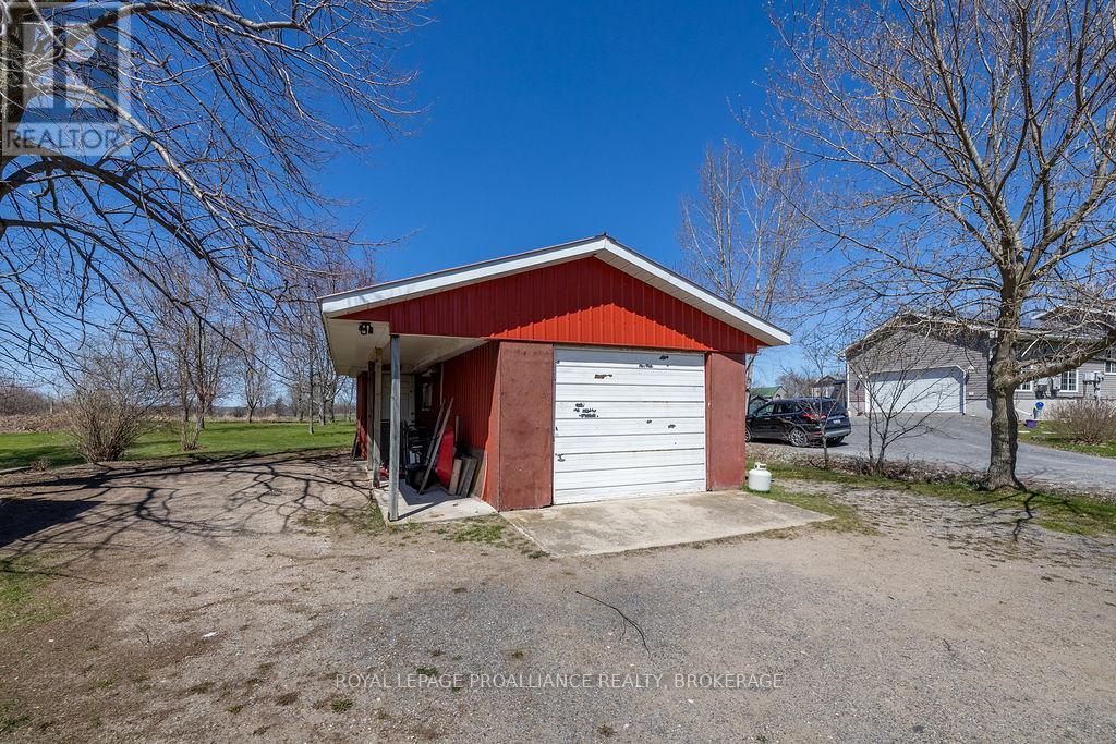 2854 Highway 15, Kingston, Ontario  K7L 4V3 - Photo 13 - X13058144