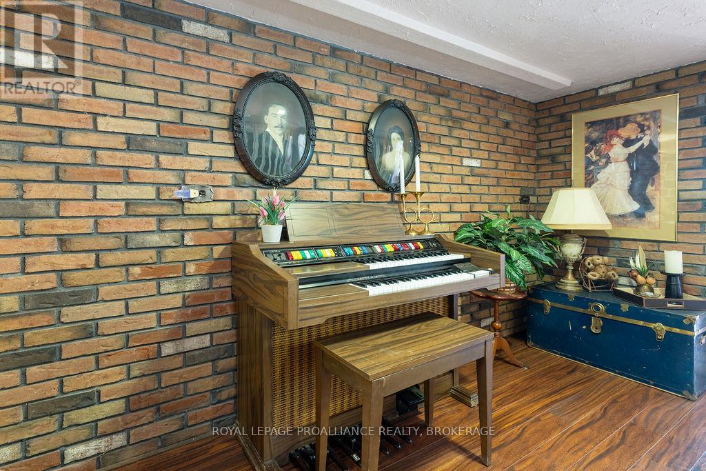 2854 Highway 15, Kingston, Ontario  K7L 4V3 - Photo 35 - X13058144