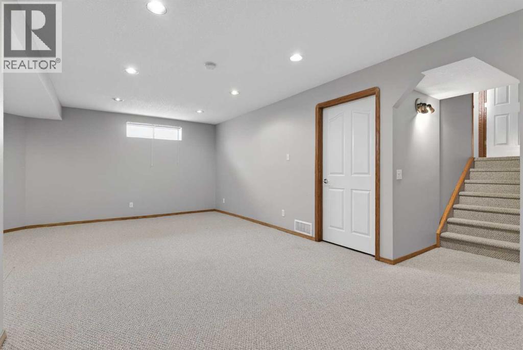 416 Douglas Glen Close SE, Calgary, Alberta  T2Z 3A4 - Photo 28 - A2302986