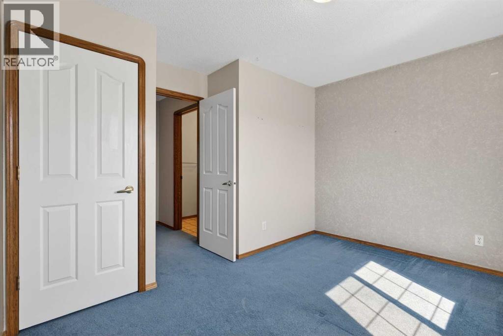 416 Douglas Glen Close SE, Calgary, Alberta  T2Z 3A4 - Photo 23 - A2302986
