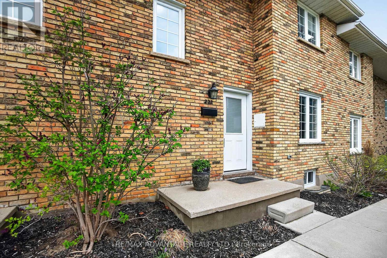 222 HOMESTEAD CRESCENT, London North, Ontario