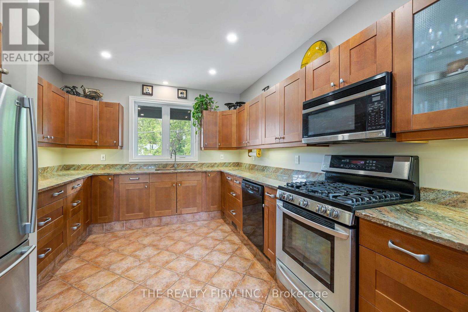 210 Cornell Drive, Central Elgin, Ontario  N5L 1A5 - Photo 10 - X13058178