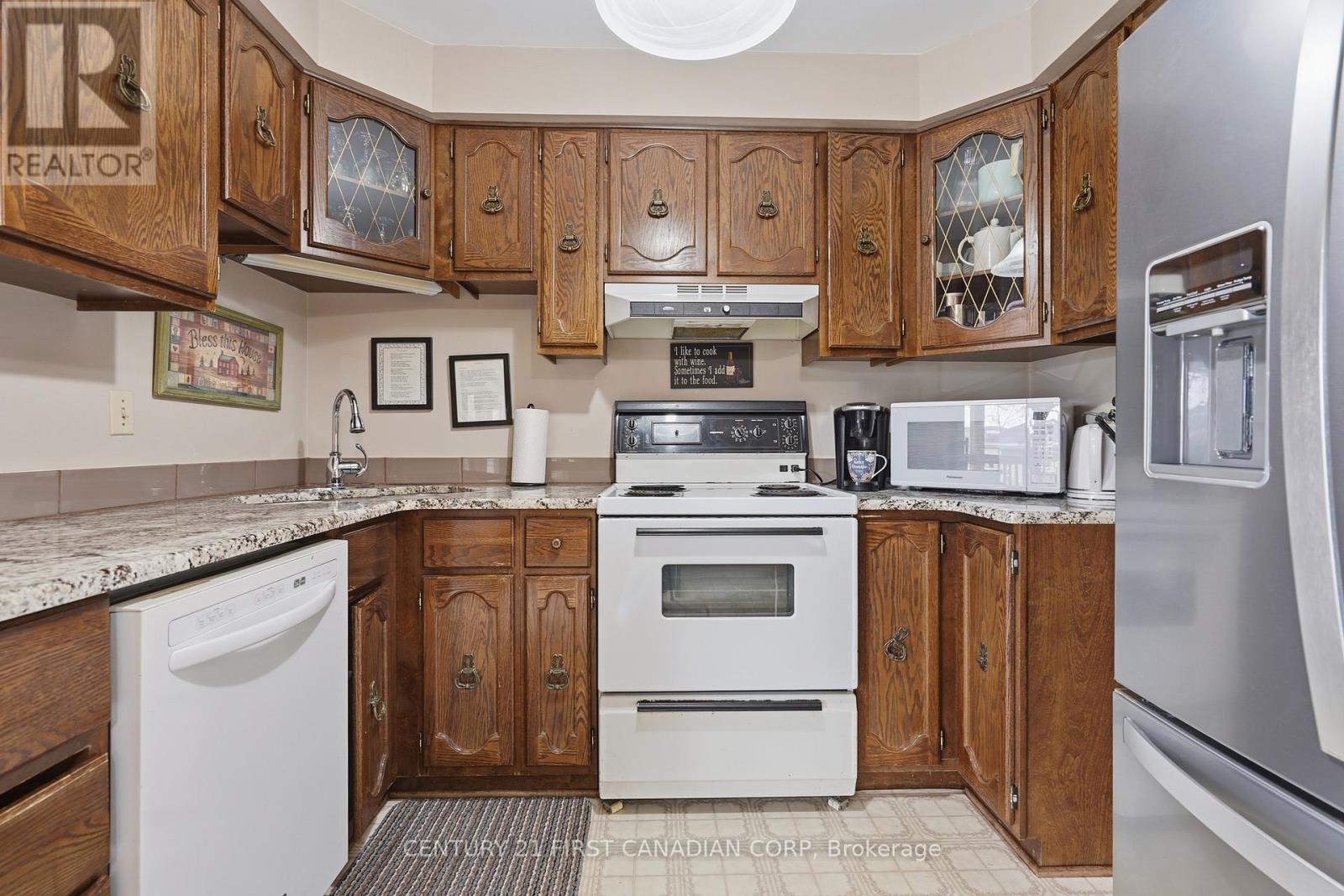 289 Ridout Street, West Elgin, Ontario  N0L 2C0 - Photo 13 - X13058220