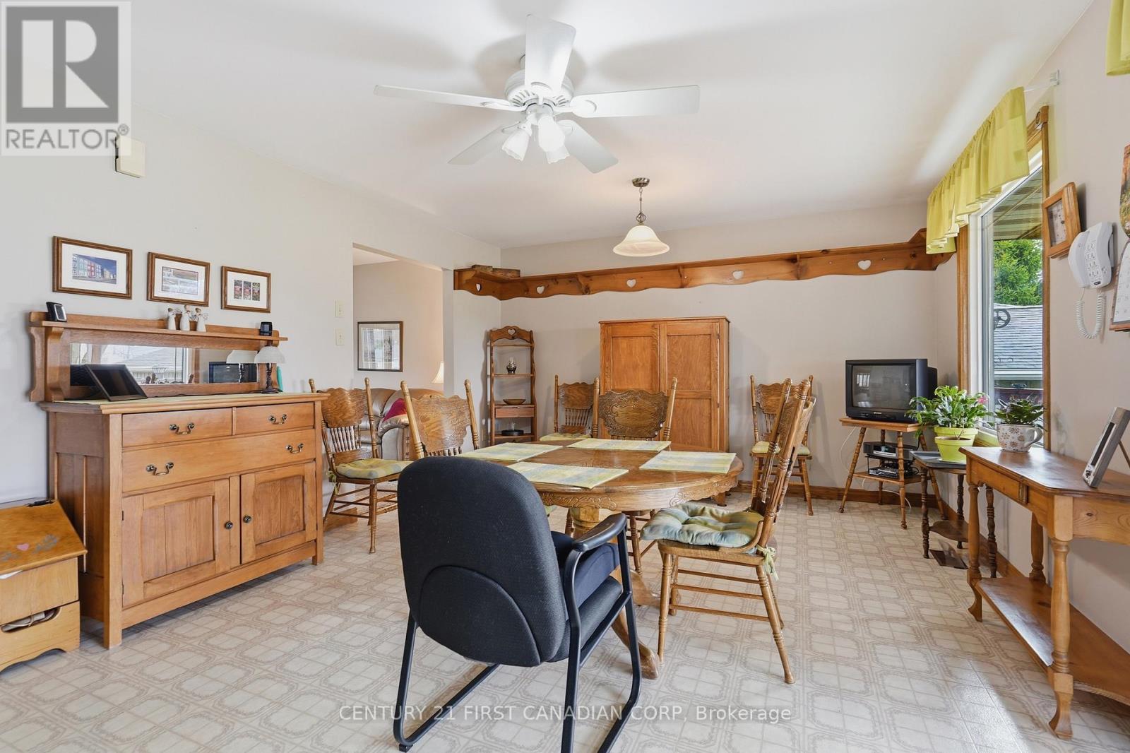 289 Ridout Street, West Elgin, Ontario  N0L 2C0 - Photo 17 - X13058220