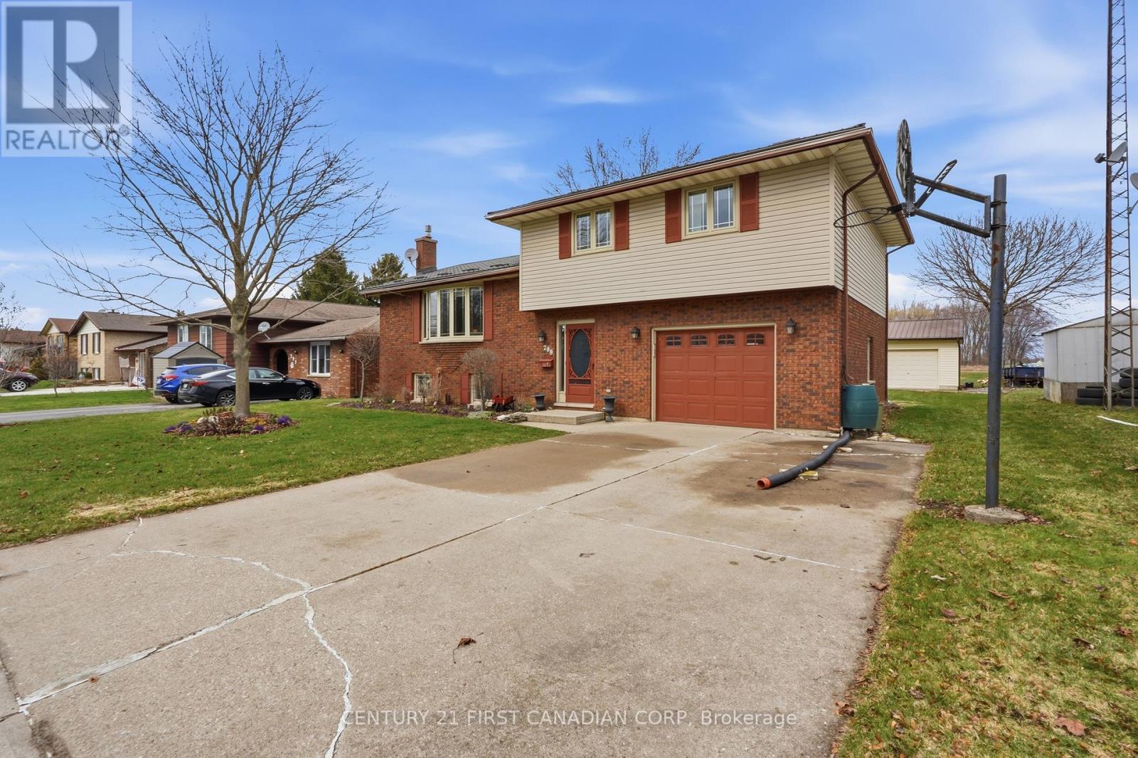 289 Ridout Street, West Elgin, Ontario  N0L 2C0 - Photo 3 - X13058220