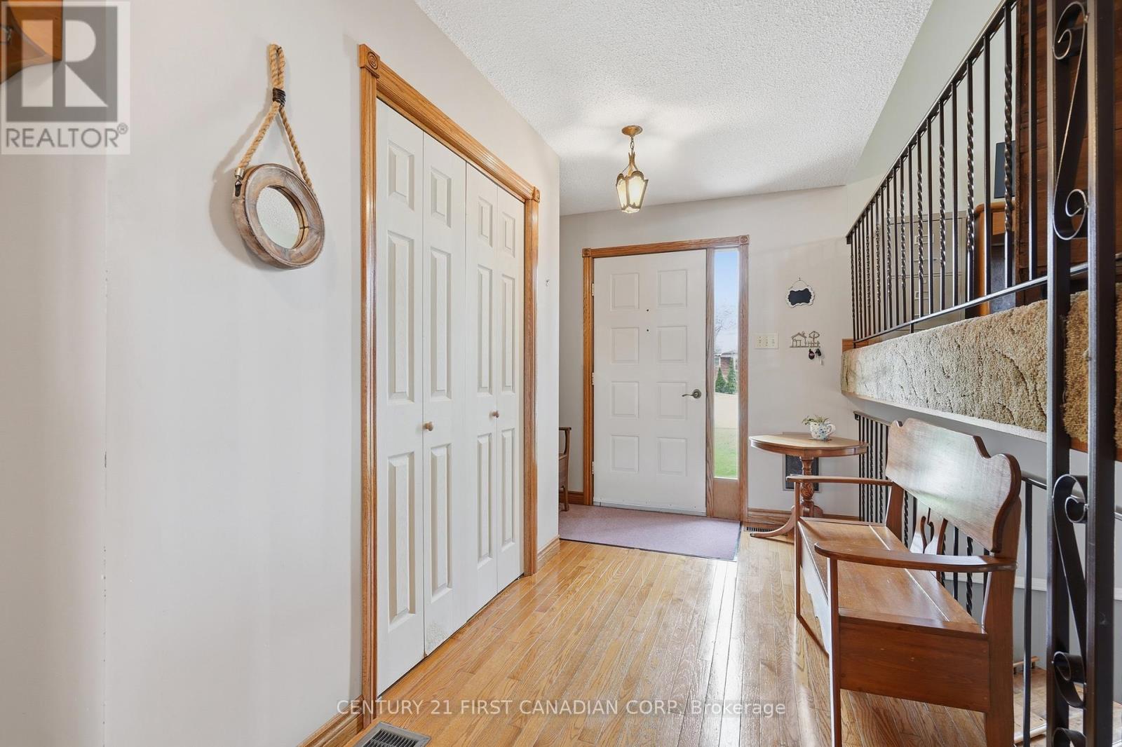 289 Ridout Street, West Elgin, Ontario  N0L 2C0 - Photo 4 - X13058220