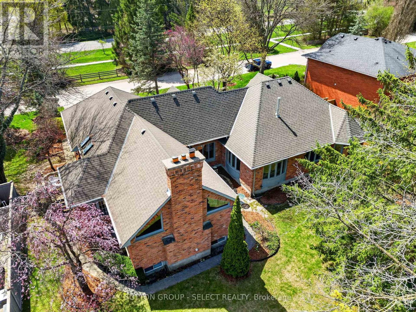 300 Windermere Court W, London North, Ontario  N6G 4J5 - Photo 3 - X13058266