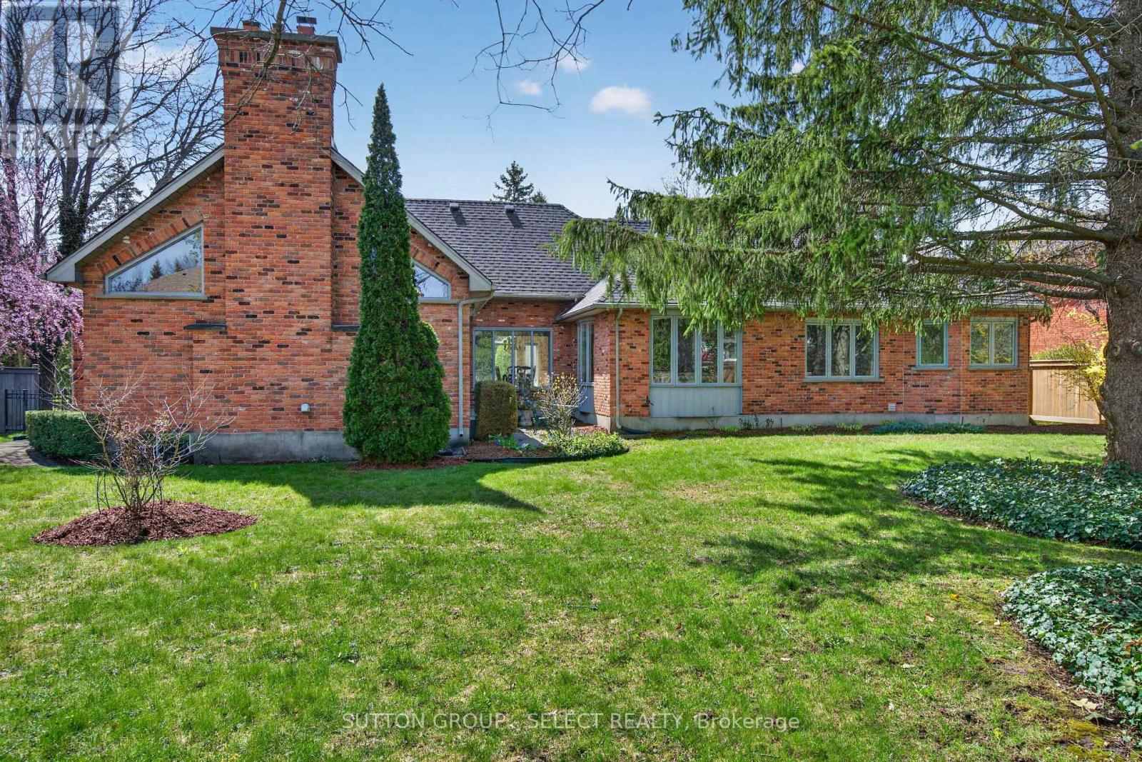 300 Windermere Court W, London North, Ontario  N6G 4J5 - Photo 36 - X13058266