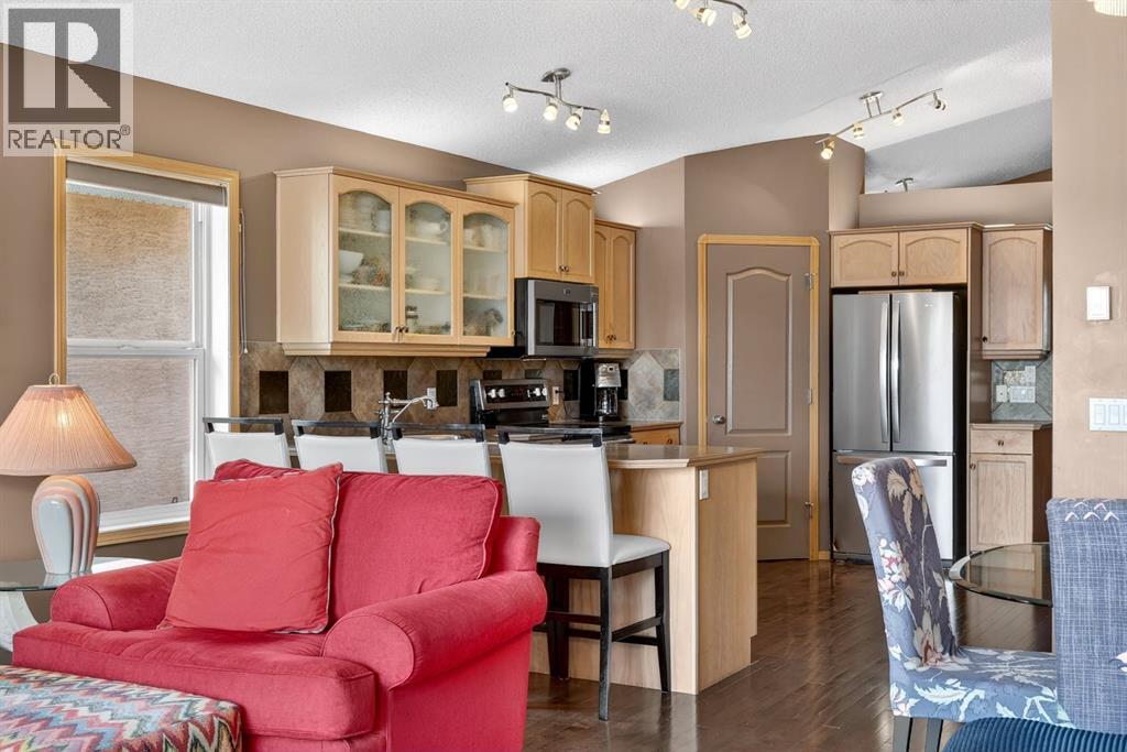 136 West Creek Glen, Chestermere, Alberta  T1X 1P8 - Photo 17 - A2305275