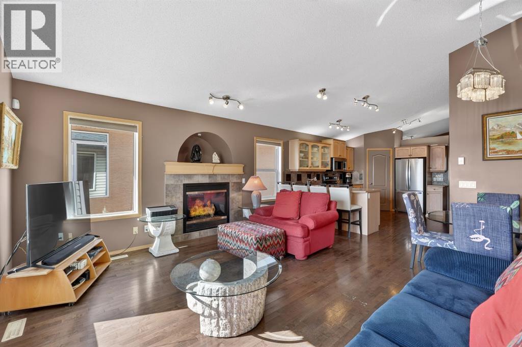 136 West Creek Glen, Chestermere, Alberta  T1X 1P8 - Photo 16 - A2305275