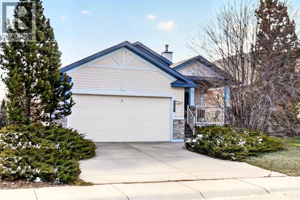 136 West Creek Glen, Chestermere, Alberta  T1X 1P8 - Photo 3 - A2305275