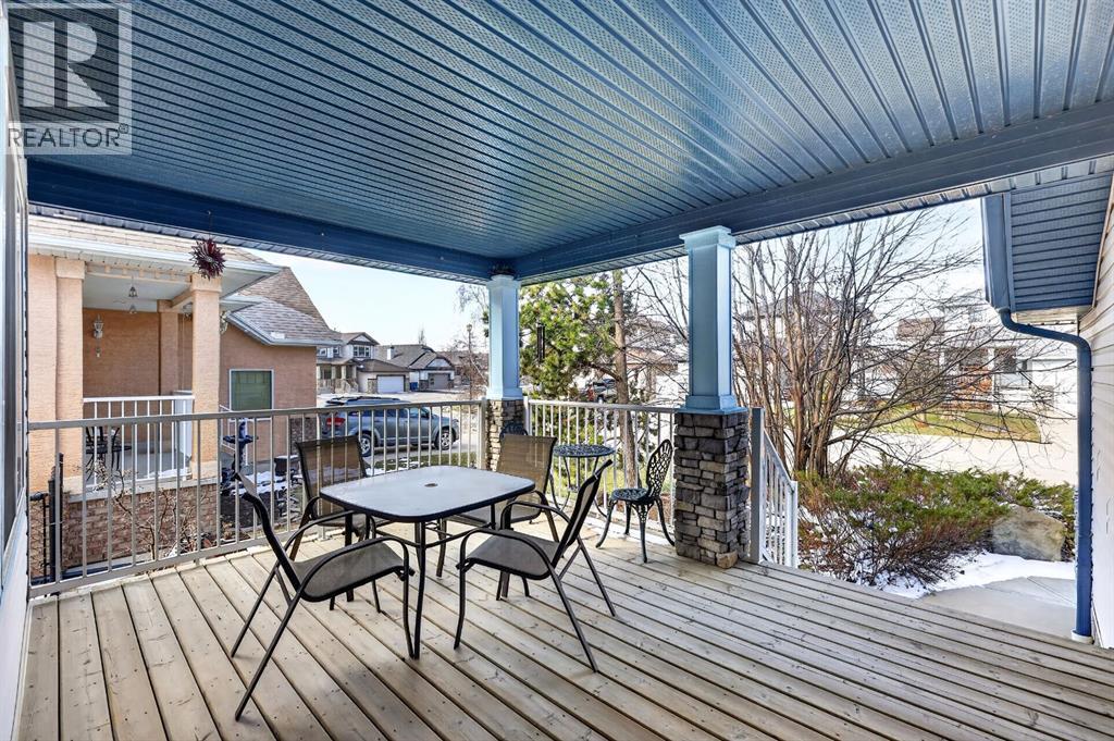 136 West Creek Glen, Chestermere, Alberta  T1X 1P8 - Photo 6 - A2305275