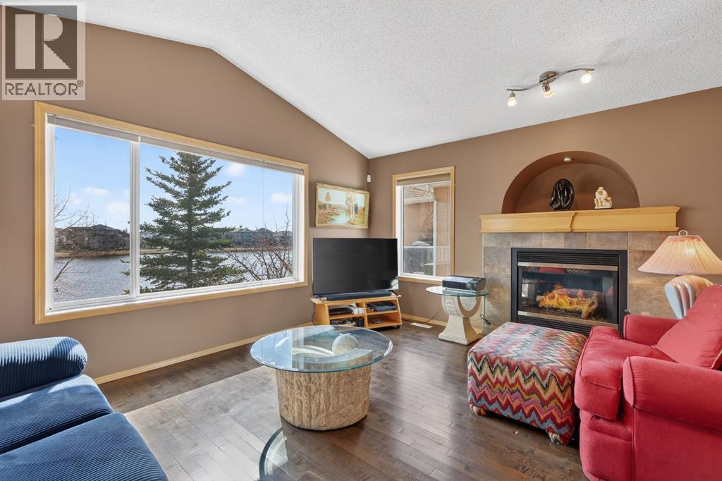 136 West Creek Glen, Chestermere, Alberta  T1X 1P8 - Photo 15 - A2305275