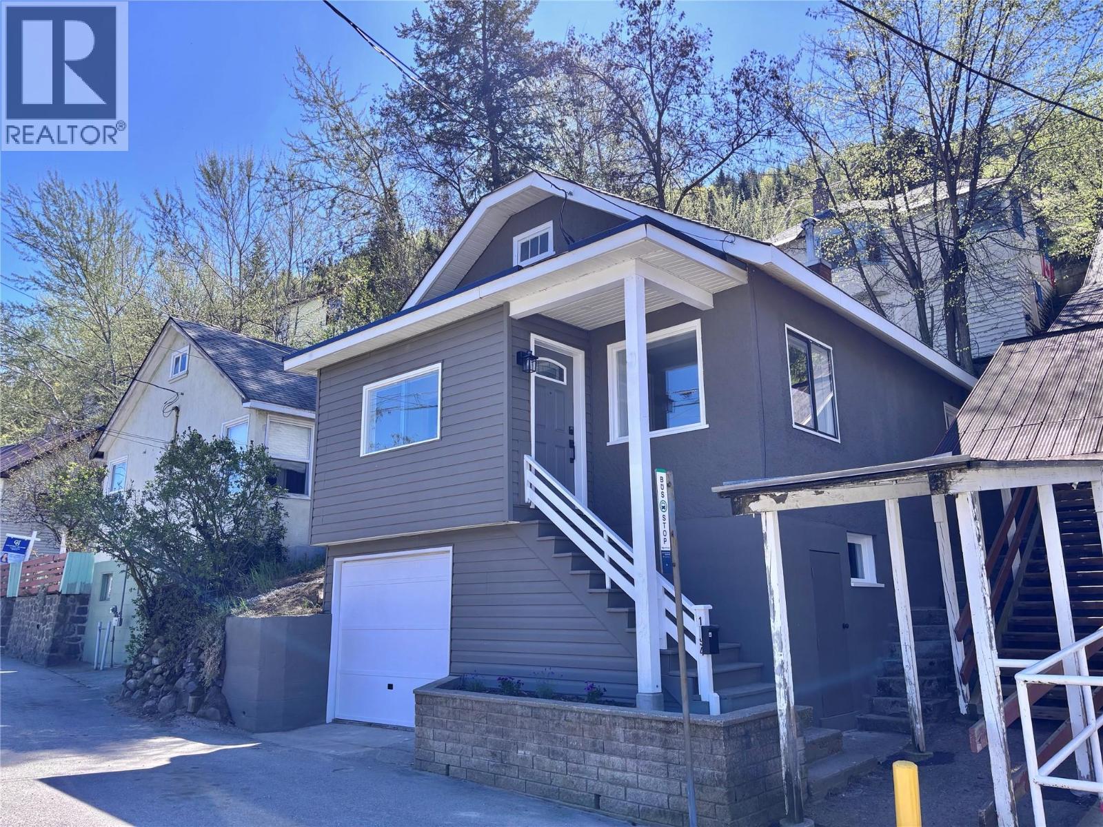 1994 Topping Street Street, Trail, British Columbia  V1R 2G8 - Photo 3 - 10366862