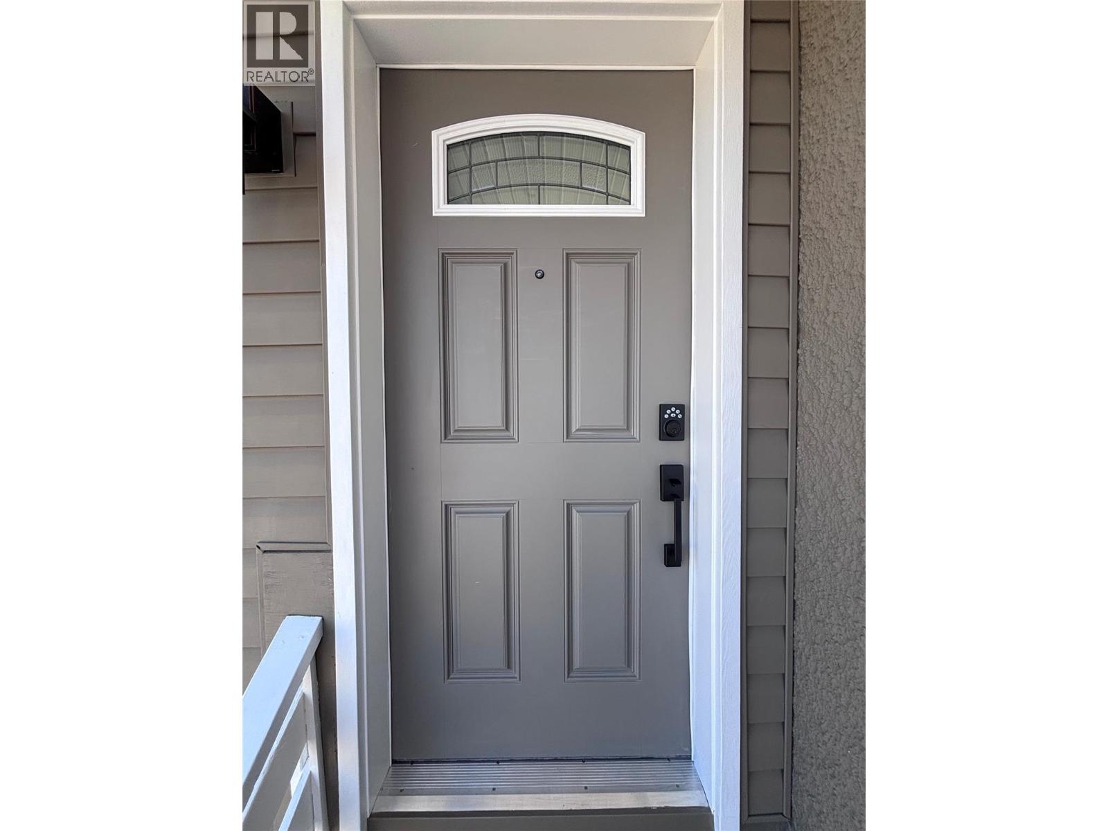 1994 Topping Street Street, Trail, British Columbia  V1R 2G8 - Photo 6 - 10366862