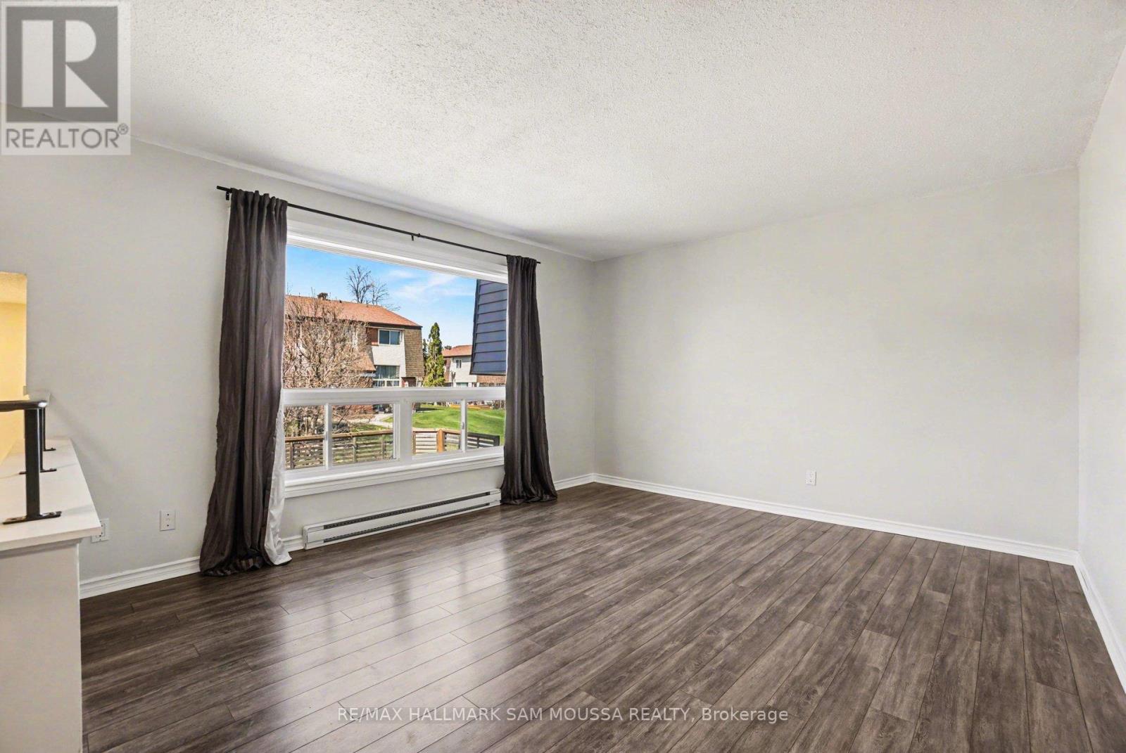 28c Woodvale Green, Ottawa, Ontario  K2G 4H4 - Photo 10 - X13058150