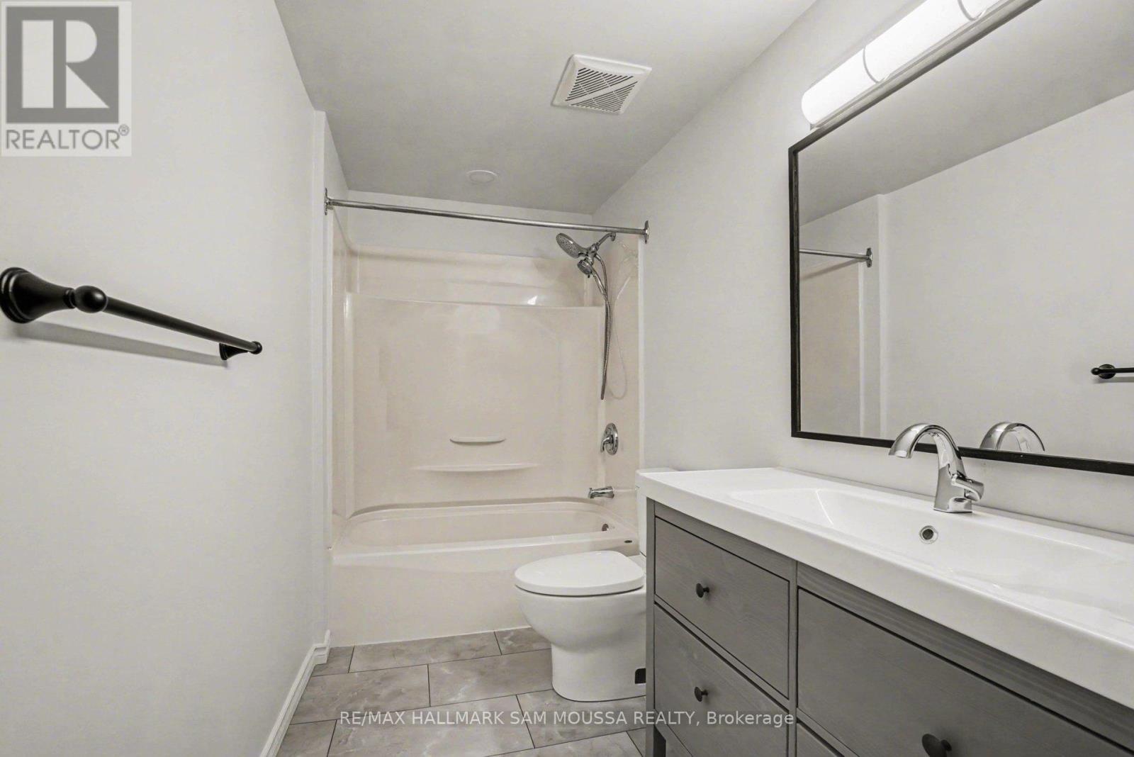 28c Woodvale Green, Ottawa, Ontario  K2G 4H4 - Photo 24 - X13058150