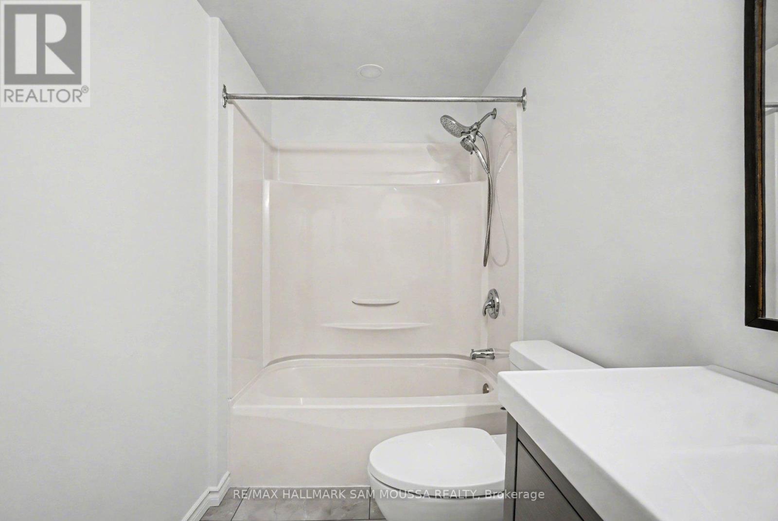 28c Woodvale Green, Ottawa, Ontario  K2G 4H4 - Photo 25 - X13058150