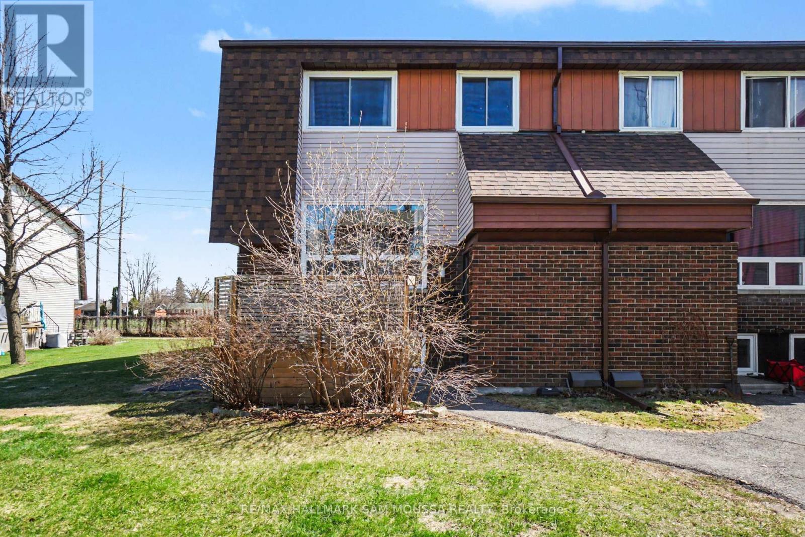 28c Woodvale Green, Ottawa, Ontario  K2G 4H4 - Photo 3 - X13058150