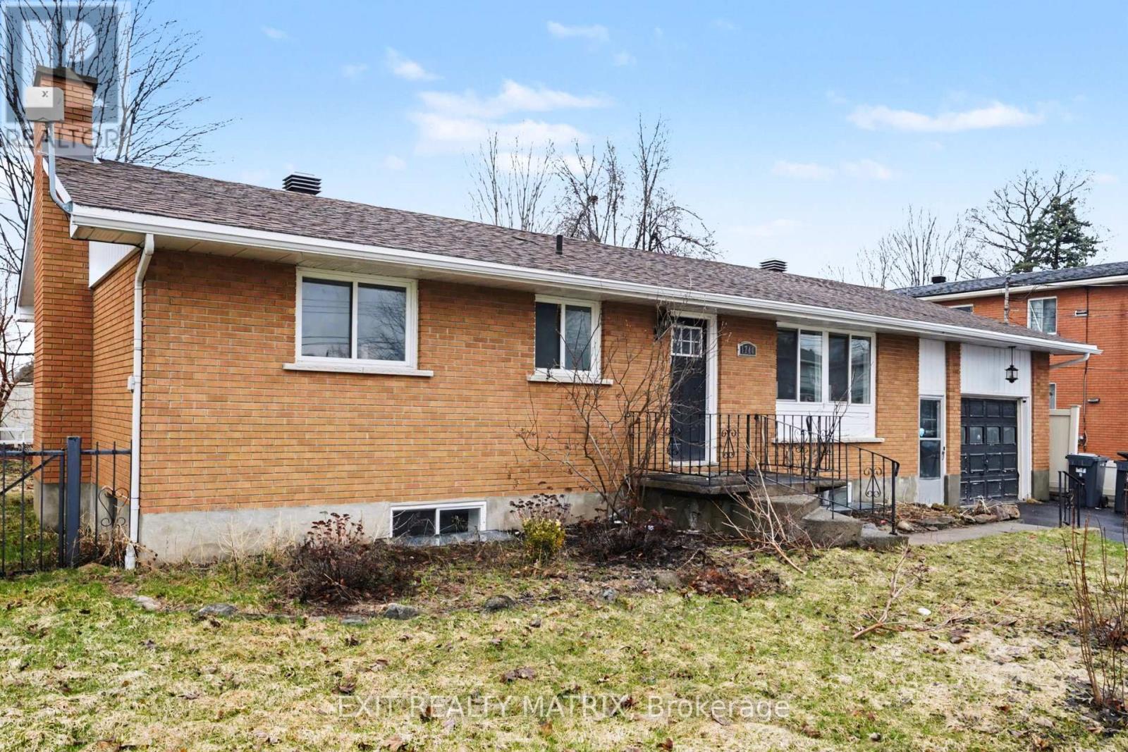 1740 Saint-Laurent Street, Clarence-Rockland, Ontario  K4K 1C2 - Photo 2 - X13058232