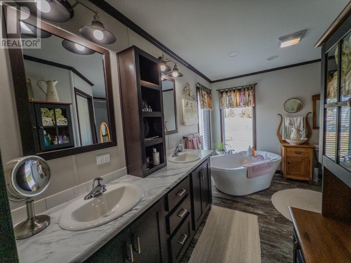 2766 Highway 596, Pellatt, Ontario  P0X 1C0 - Photo 30 - TB2600842