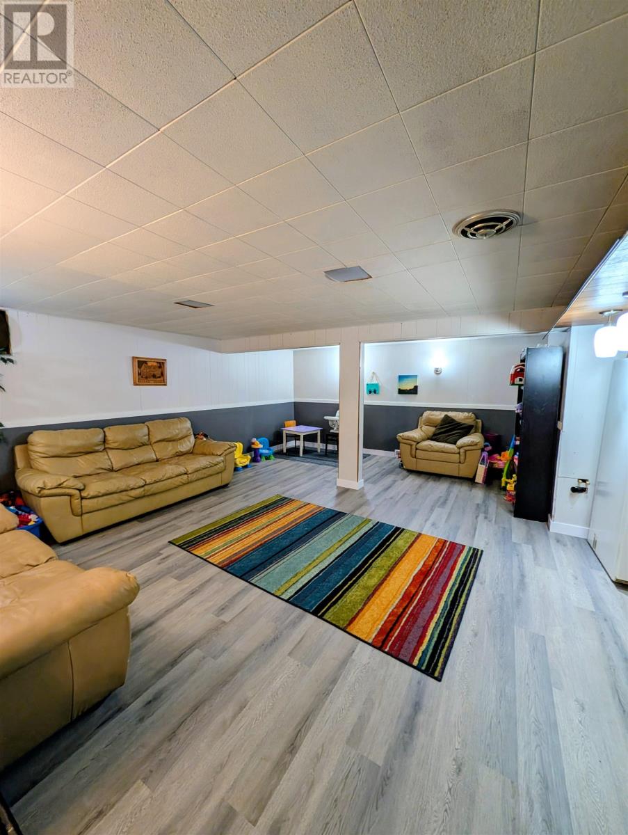 200 Kensington Dr, Thunder Bay, Ontario  P7C 2A5 - Photo 16 - TB2600843