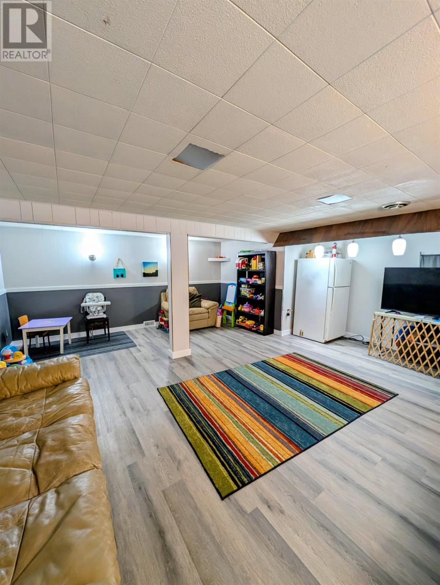 200 Kensington Dr, Thunder Bay, Ontario  P7C 2A5 - Photo 17 - TB2600843