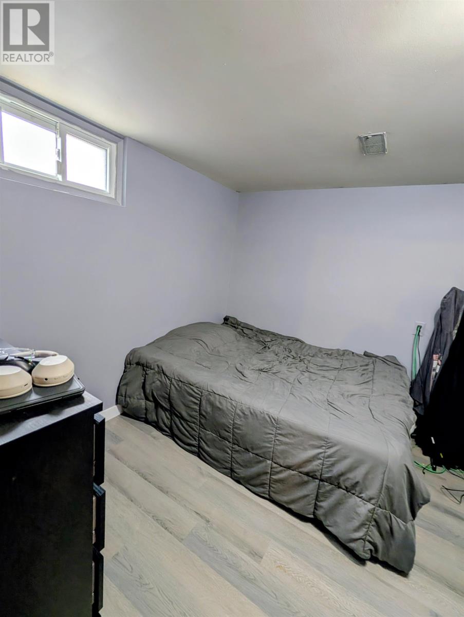 200 Kensington Dr, Thunder Bay, Ontario  P7C 2A5 - Photo 18 - TB2600843