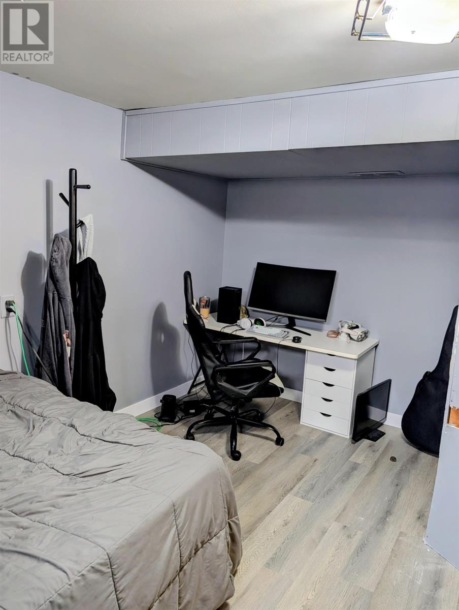 200 Kensington Dr, Thunder Bay, Ontario  P7C 2A5 - Photo 20 - TB2600843