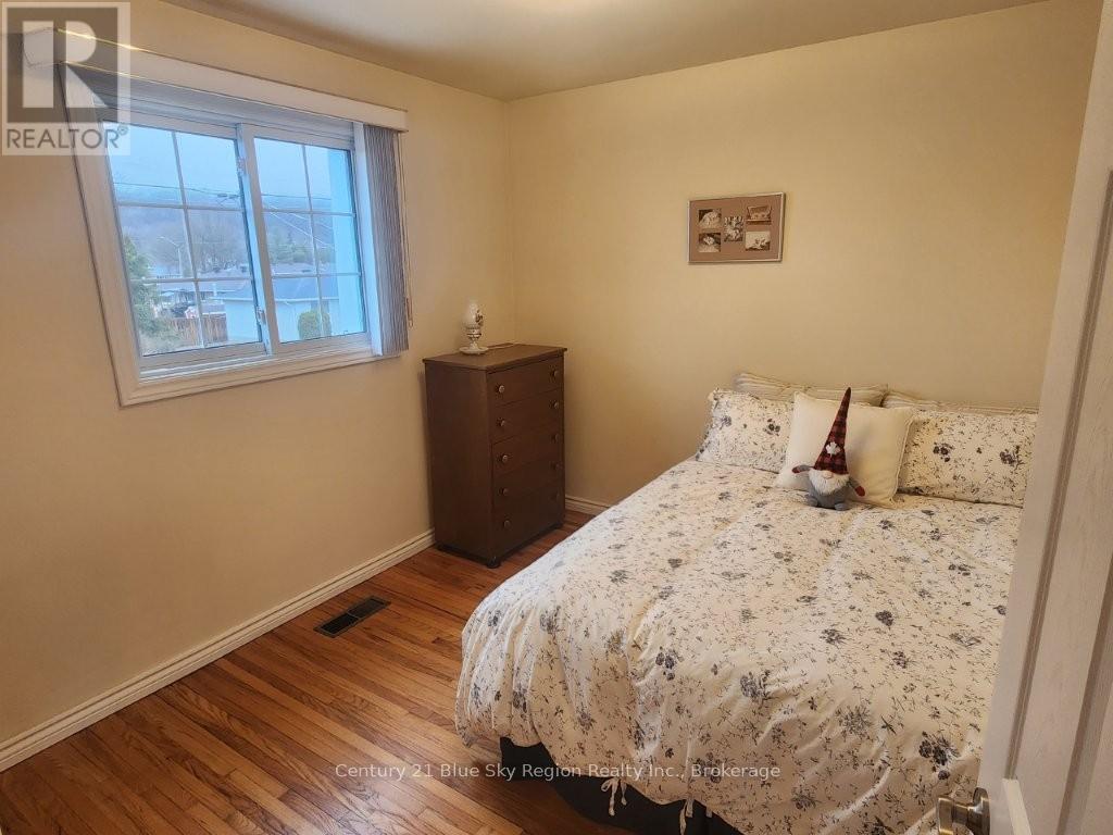 1976 Mckeown Avenue, North Bay, Ontario  P1B 7N6 - Photo 17 - X13058248