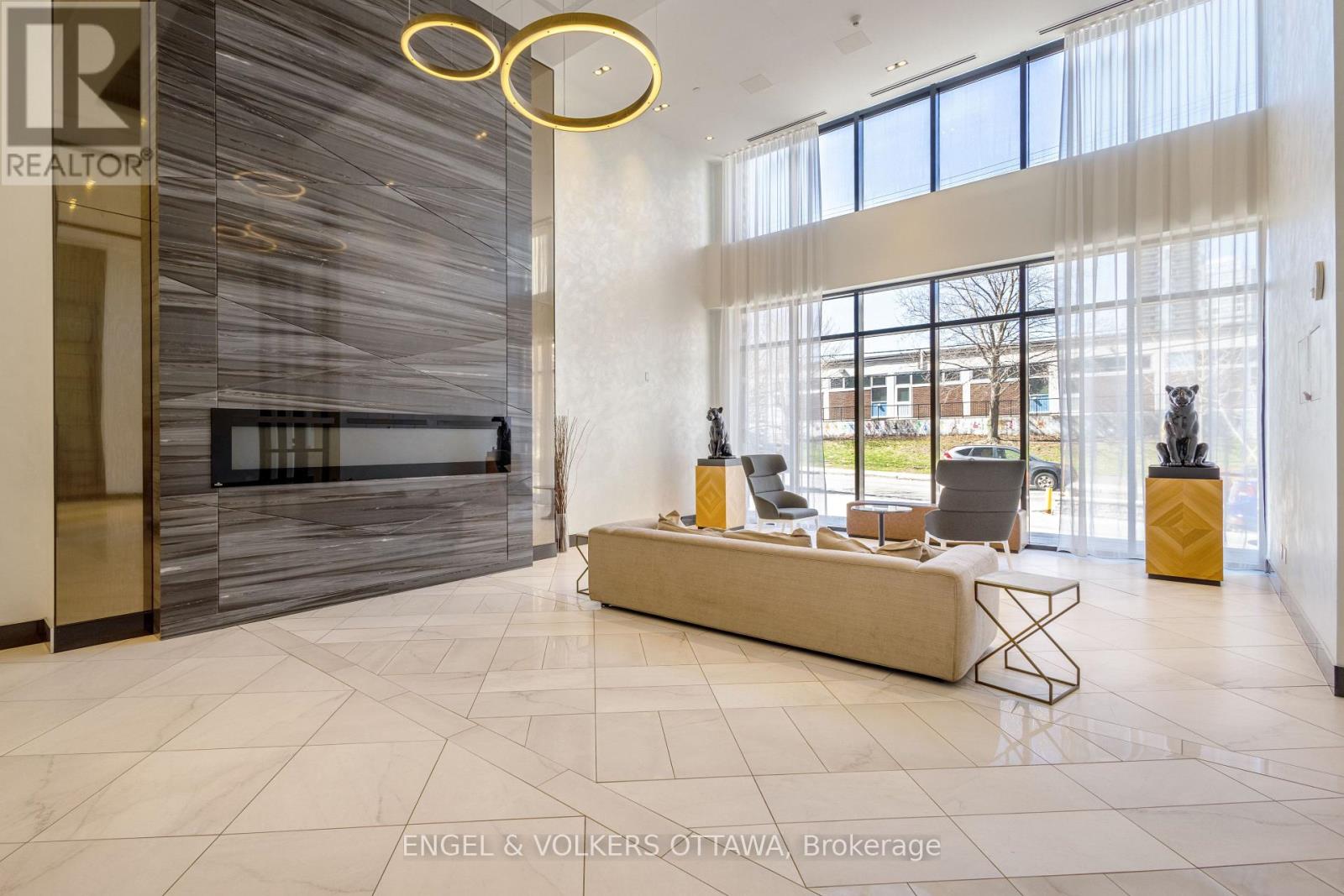 302 - 255 Bay Street, Ottawa, Ontario  K1R 0C5 - Photo 4 - X13043336