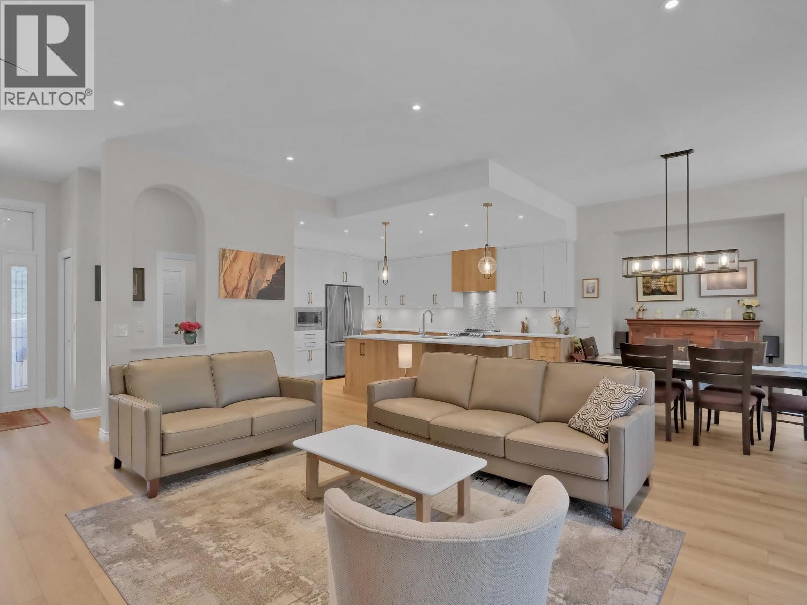 4432 Gallaghers Forest S, Kelowna, British Columbia  V1W 4X3 - Photo 6 - 10385293