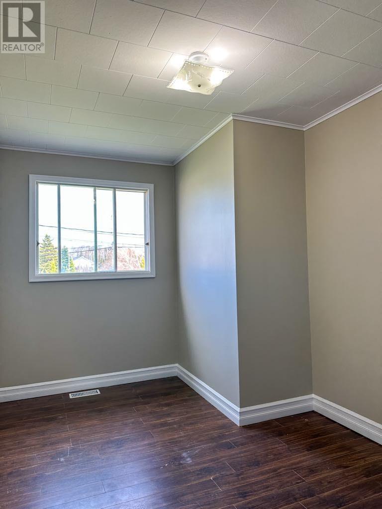 91 North Main Street, Deer Lake, Newfoundland & Labrador  A8A 2J3 - Photo 14 - 1293855