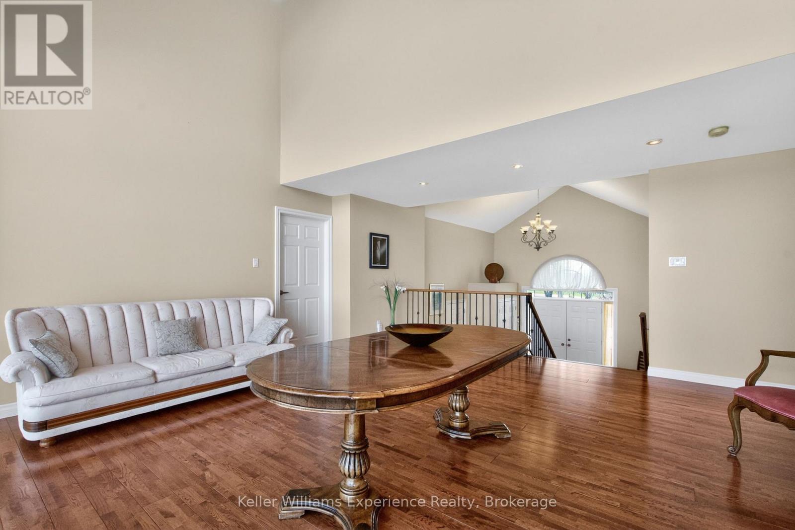 81 Silver Birch Crescent, Tay, Ontario  L0K 1R0 - Photo 20 - S13058134