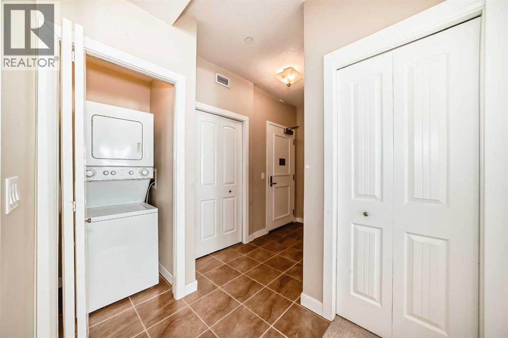 206, 1005b Westmount Drive, Strathmore, Alberta  T1P 0C3 - Photo 25 - A2306248