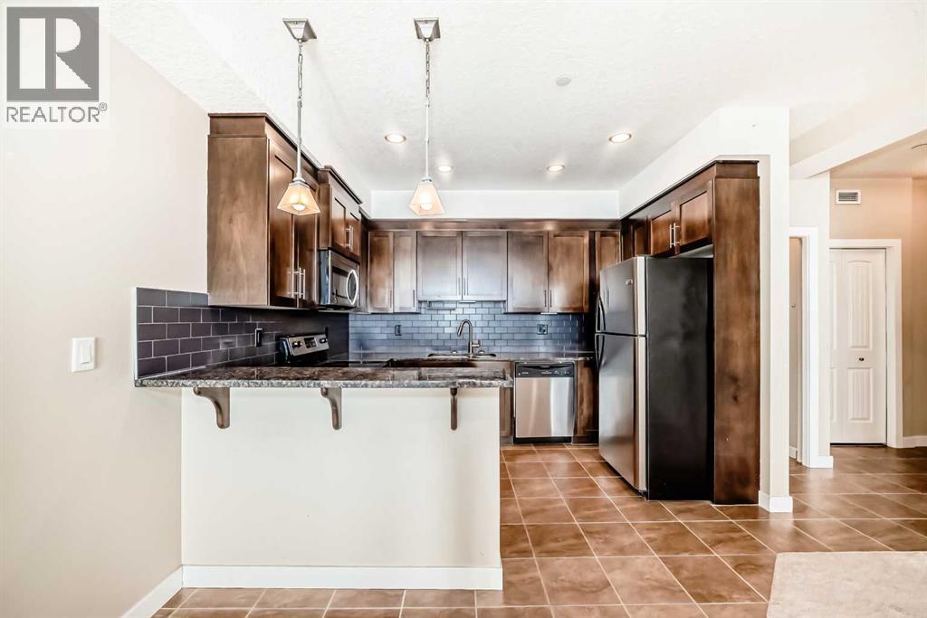 206, 1005b Westmount Drive, Strathmore, Alberta  T1P 0C3 - Photo 4 - A2306248