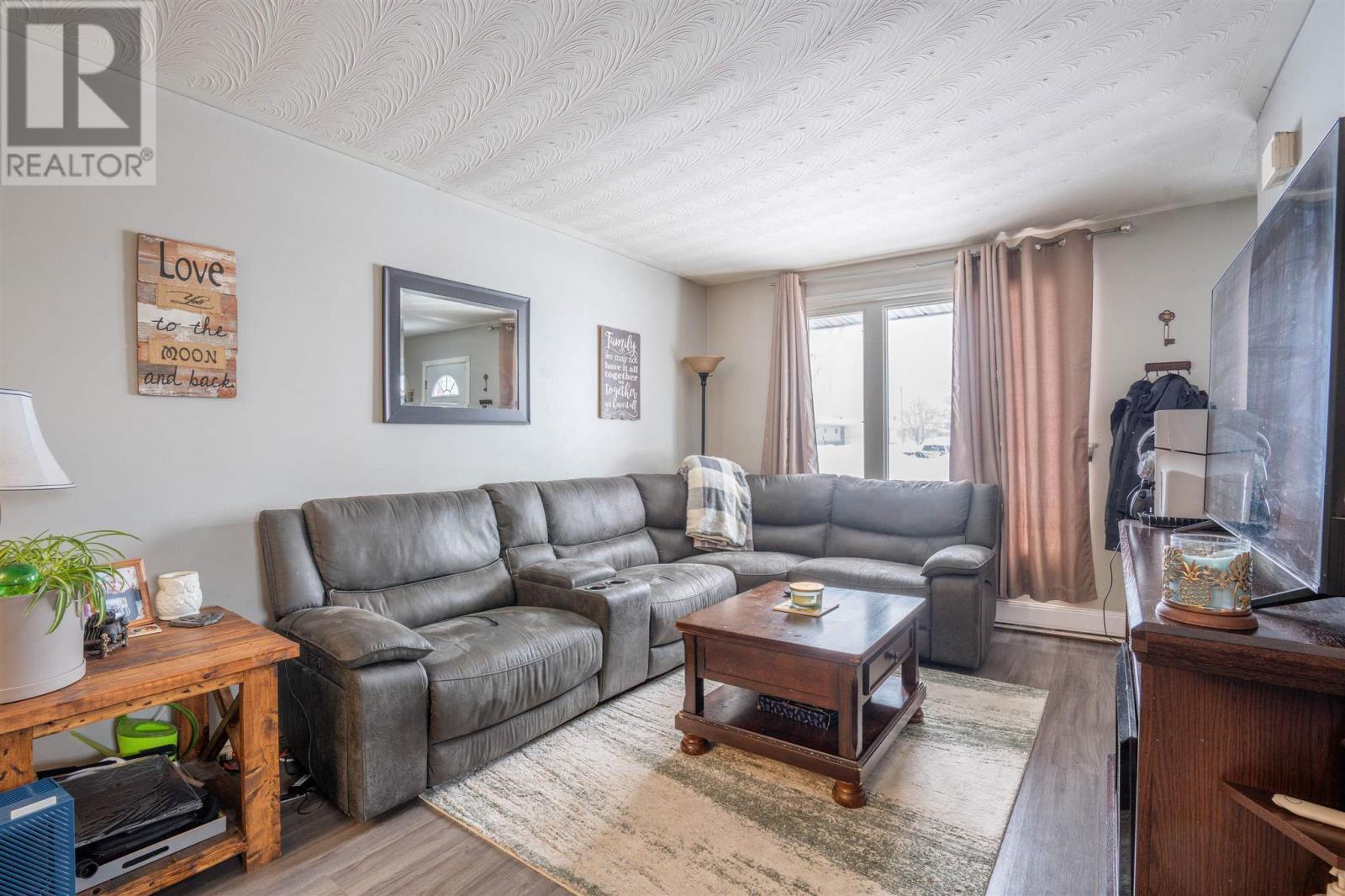 125 Pozzebon Cres, Sault Ste. Marie, Ontario  P6C 6B4 - Photo 7 - SM260539